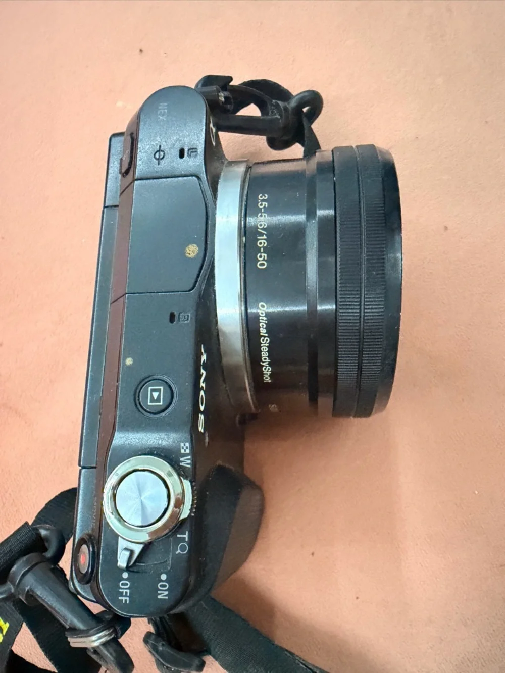 Sony 16-50mm OSS Lens